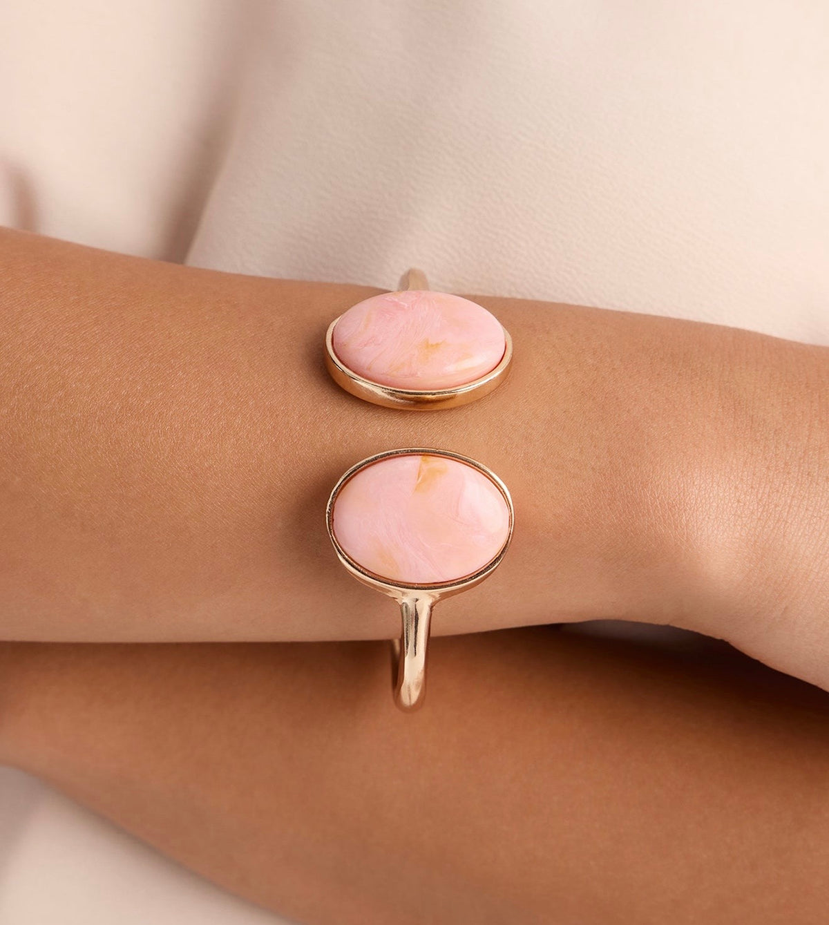✨ Bracelet Pierre Rose & Bleu – Doré